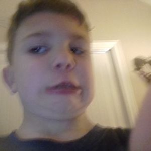 Profile Picture of Lori Kramer (@LoriKra17535418) on Twitter