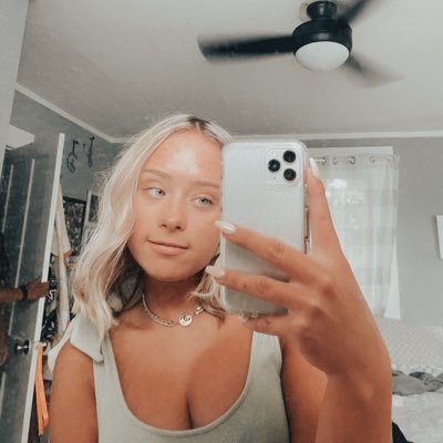 Profile Picture of Lillian Ryan (@lillyryan1404) on Twitter