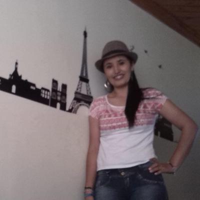 Profile Picture of Angela Barragan (@AngelitaBarraga) on Twitter