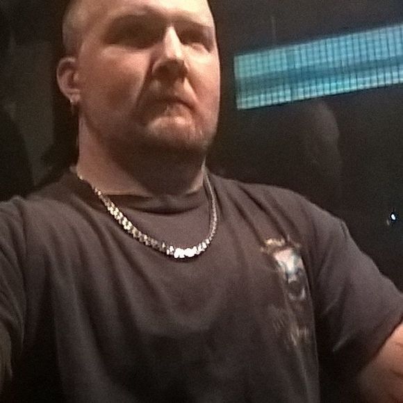 Profile Picture of Mathew Bryant (@matbryant87) on Poshmark