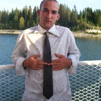 Profile Picture of Travis Parlee (@Trey_Snips) on Twitter