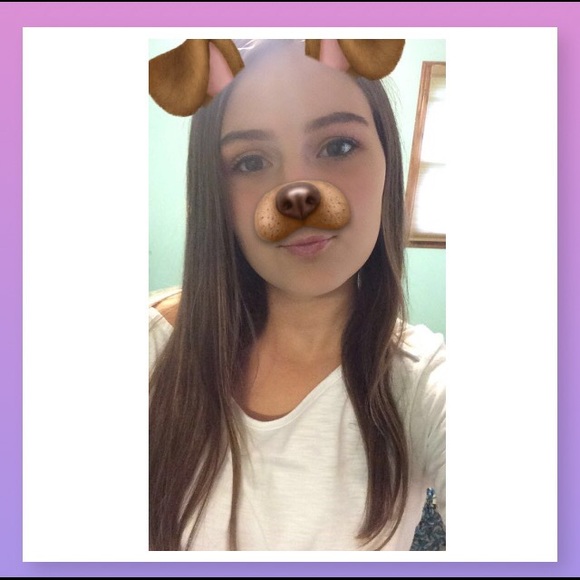 Profile Picture of Elizabeth Klamm (@eliz__kk) on Poshmark