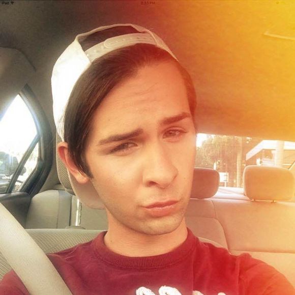 Profile Picture of Alex Kent (@kentaaa) on Poshmark