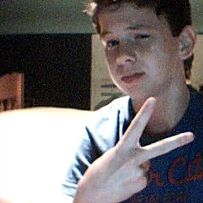 Ken O' Brien - Twitter Profile Picture of Ken O' Brien (@KenDjew) on Twitter