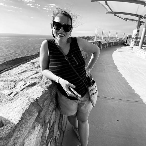 Profile Picture of Melanie Binversie (@chasinyourheart) on Poshmark