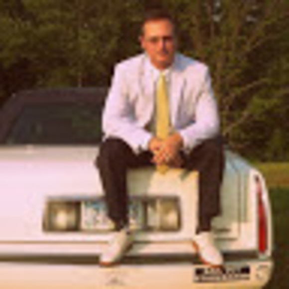 Profile Picture of Steve Geiger (@masteven1) on Poshmark
