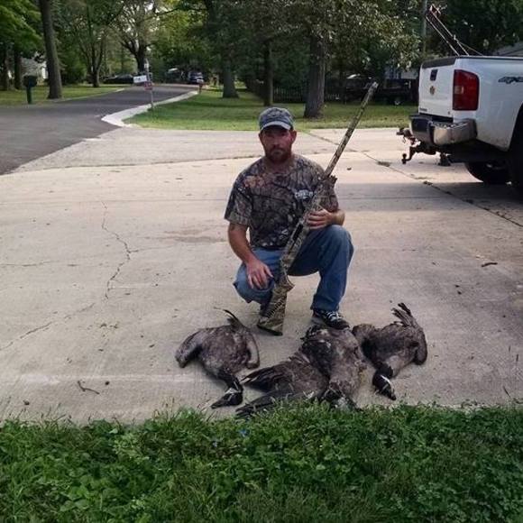 Profile Picture of Jason Watrous (@jasonwatrous) on Poshmark