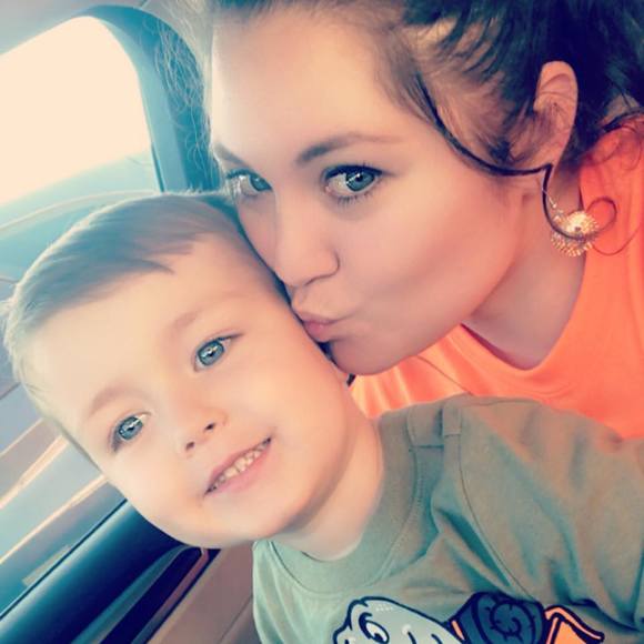 Katelynn Harris - Poshmark Profile Picture of Katelynn Harris (@notyap) on Poshmark