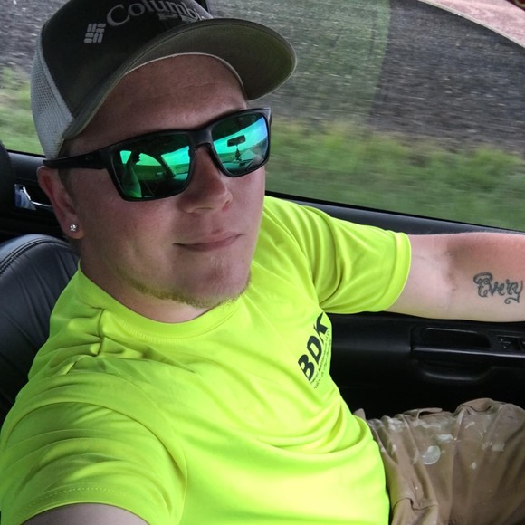 Profile Picture of Jacob Conaway (@jacobc81811) on Poshmark