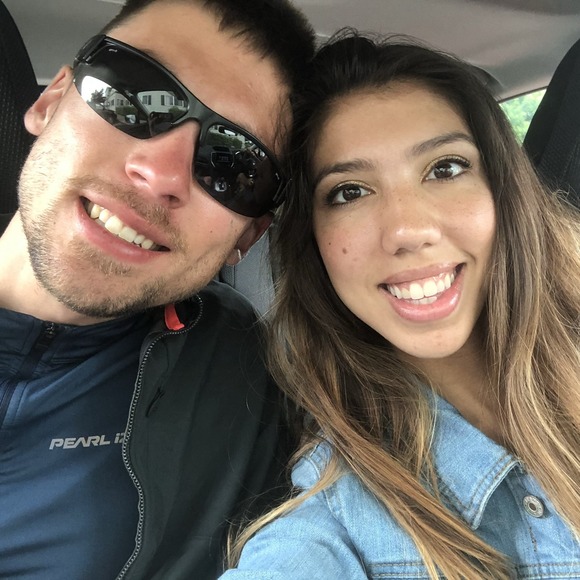 Profile Picture of Alicia Echagarruga (@aliciae94) on Poshmark