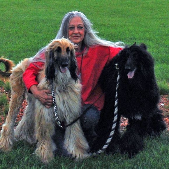 Profile Picture of Cheryle Dobbyn (@cheryledobbyn) on Poshmark