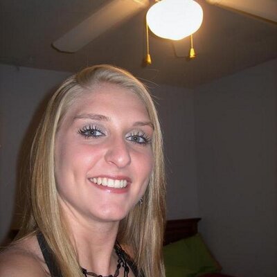 Profile Picture of Julia Erin Estes (@JULIAESTES09) on Twitter