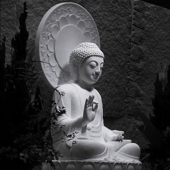 Profile Picture of Isabel Cortez (@isabelcc69) on Poshmark