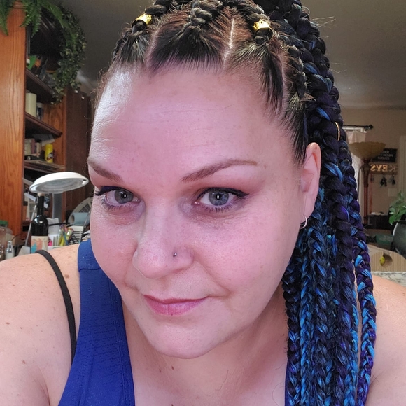 Profile Picture of Cassandra Brown (@cassandra1975fm) on Poshmark