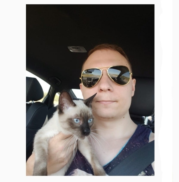 Profile Picture of John Rush (@poopmasta98) on Poshmark