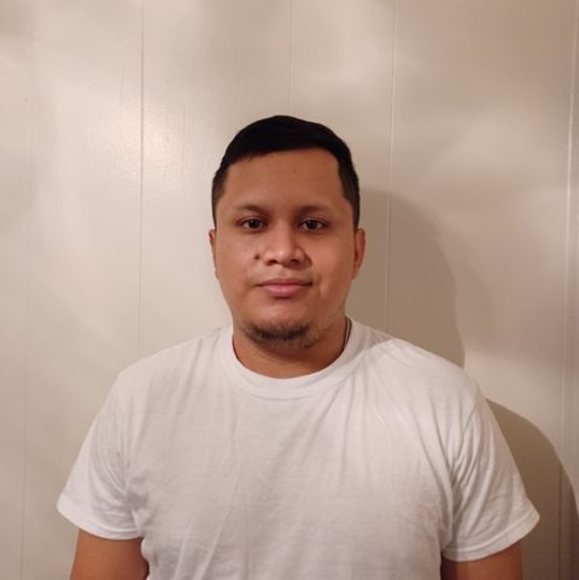 Profile Picture of Kevin Benítez (@kevinbenitez87) on Poshmark