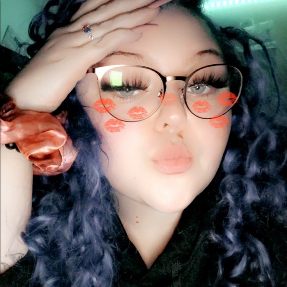 Profile Picture of Tamara Ivey (@tamaraivey898) on Poshmark