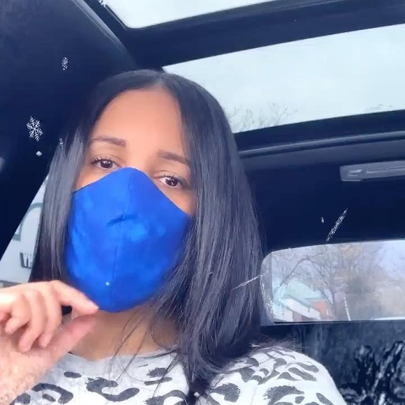 Profile Picture of Nikki Ppg (@prettyphillygir) on Poshmark
