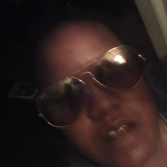 Profile Picture of Claudette Mcclendon (@claudettemcclen) on Poshmark