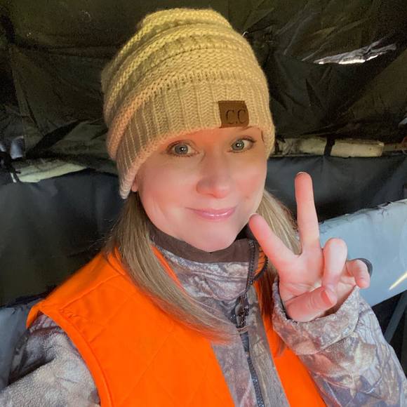 Profile Picture of Sheri Drieling (@sheridrieling) on Poshmark