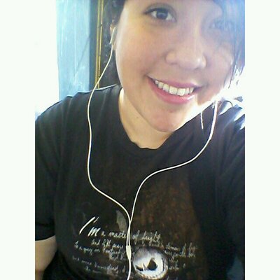 Profile Picture of Jocelyn Silva ⚡ (@WorldEatsJocy) on Twitter