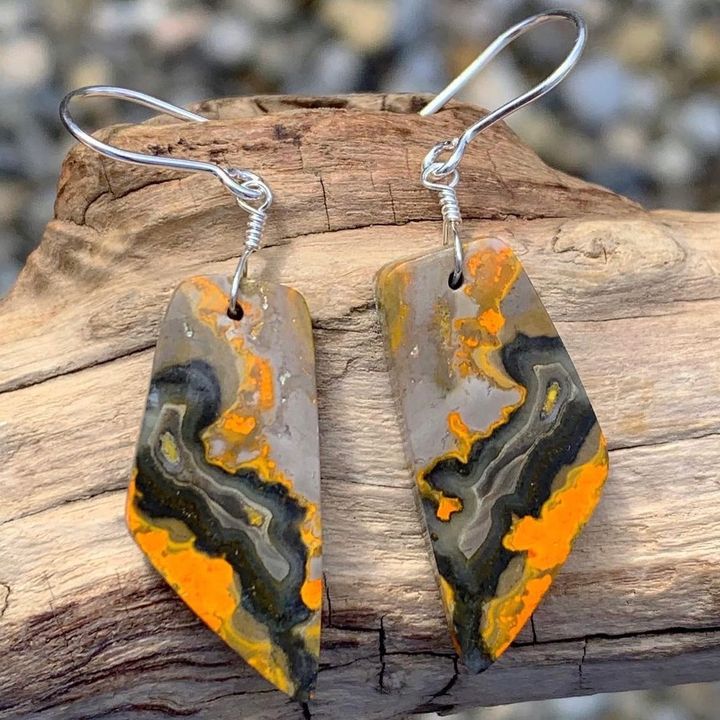 Profile Picture of ZacharyBloomJewelry (@zacharybloomjewelry) on Tiktok