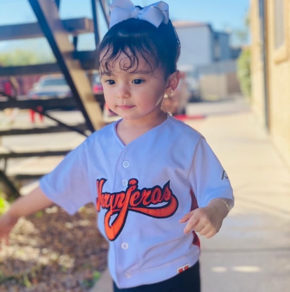 Profile Picture of Richard Rivas (@richard_rivas) on Poshmark