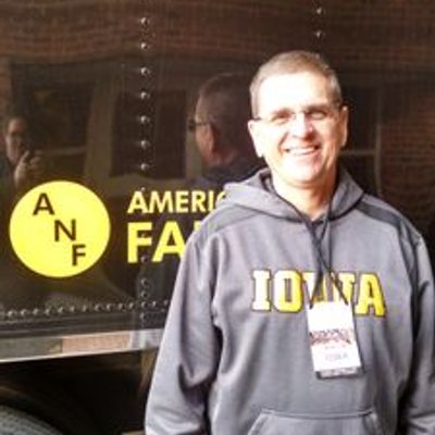 Profile Picture of Greg Morris (@shoeguyiowa) on Twitter