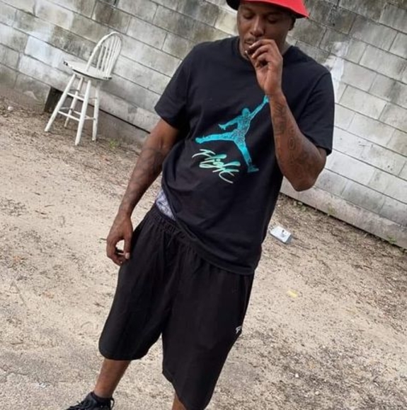 Hoppo Billy - Poshmark Profile Picture of Hoppo Billy (@alexsapp194) on Poshmark