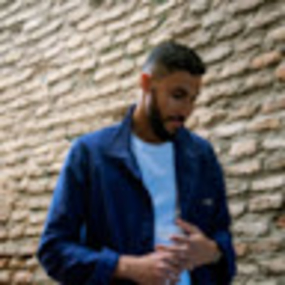 Profile Picture of Joshua Duchesne (@judi_dench) on Poshmark