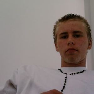 Profile Picture of Larry Dees (@hartless15) on Myspace