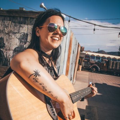 Profile Photo of Erin McAndrewon Twitter