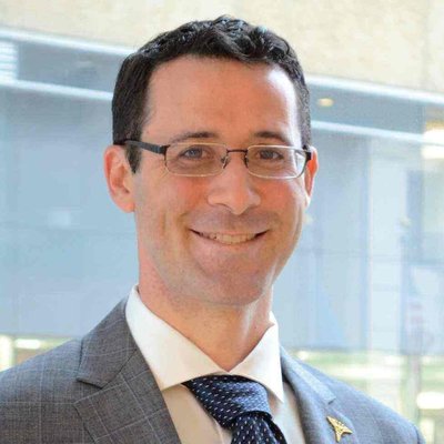 Profile Picture of Alexander Gross, MD (@grossalexr) on Twitter