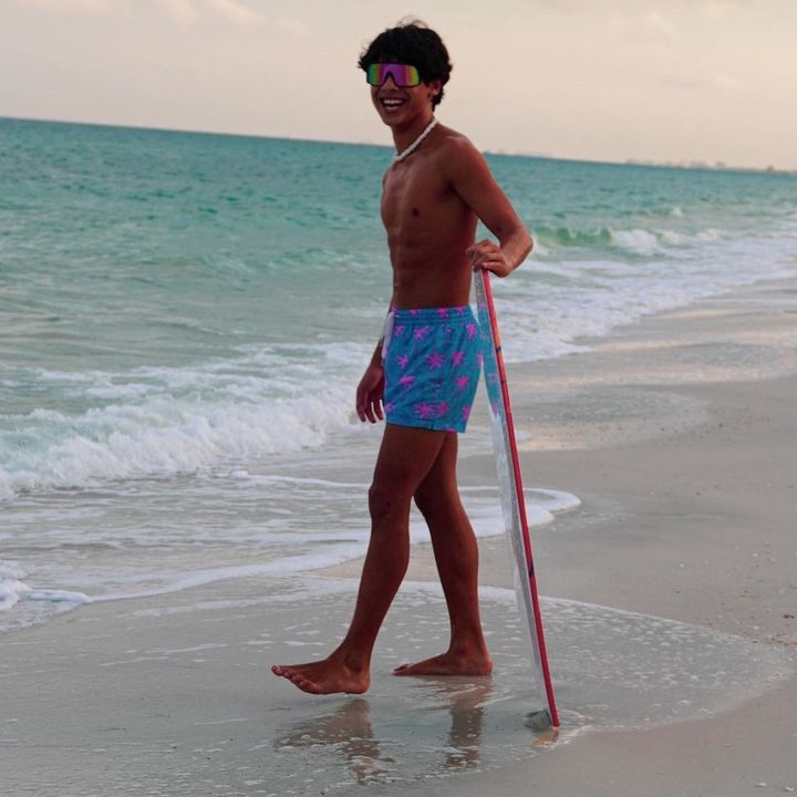 Profile Picture of kyle (@kyleisviral) on Tiktok