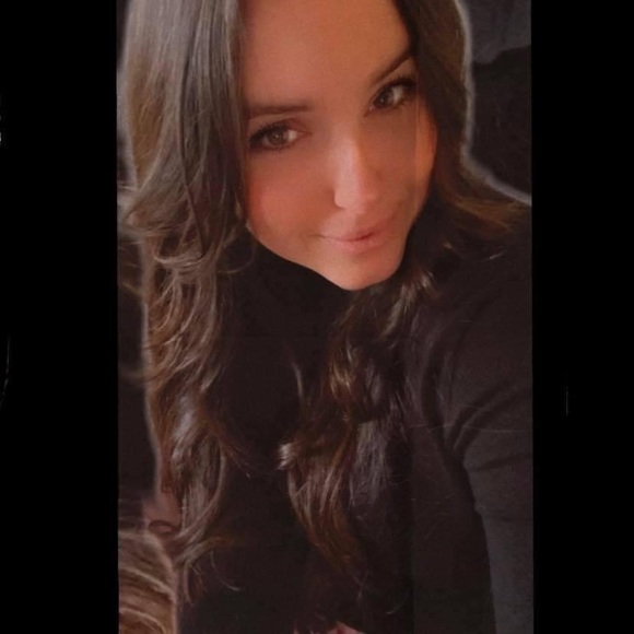 Profile Picture of Maria ester Baccarin (@mbaccarin) on Poshmark