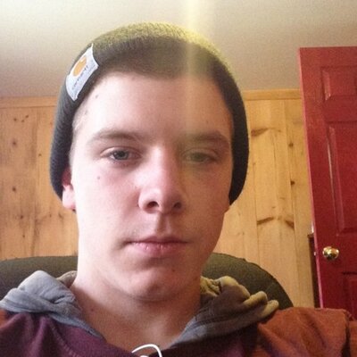 Profile Picture of Alex Tetreault (@TetreaultAlex) on Twitter