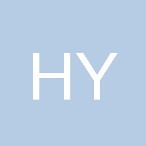 Profile Picture of Haley Yauger (@hayyaug95) on Poshmark