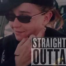 Profile Picture of Ariel Mackey (@bettybuddha1) on Twitter