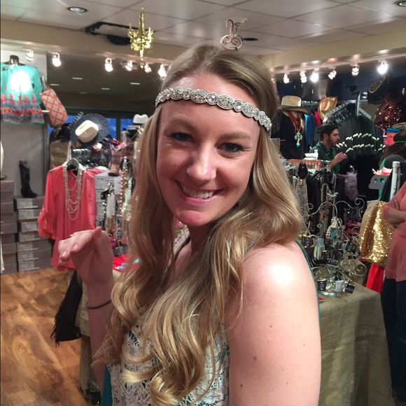 Profile Picture of Christina Sawicki (@christinars12) on Poshmark