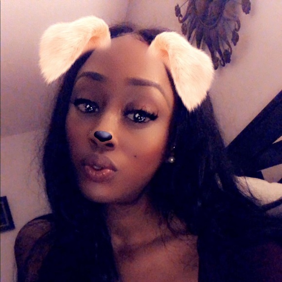 Profile Picture of Adima Mcarthy (@adima1) on Poshmark