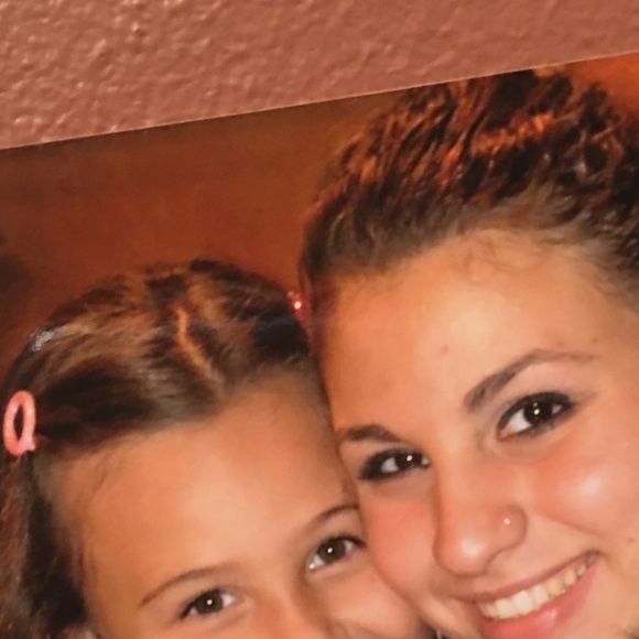 Profile Picture of Alessandra Simari (@asimari92) on Poshmark