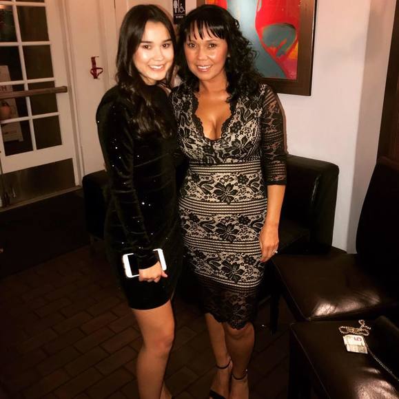 Profile Picture of Lisa Ballesteros-cortez (@junebugs93) on Poshmark