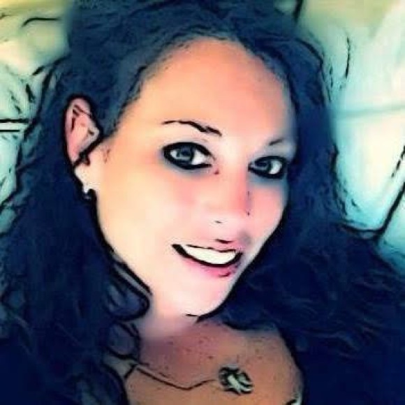 Profile Picture of Crystal Atkinson (@griffraine) on Poshmark