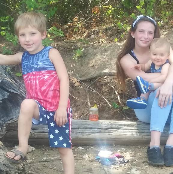 Profile Picture of Alexander n Bazil (@a_bazil) on Poshmark