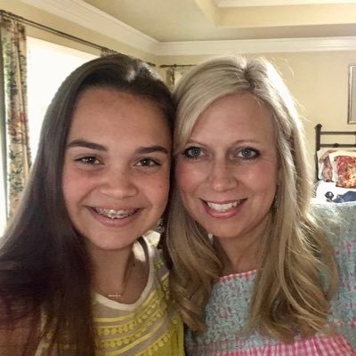 Profile Picture of Lisa Sledge (@LisaSledge2) on Twitter