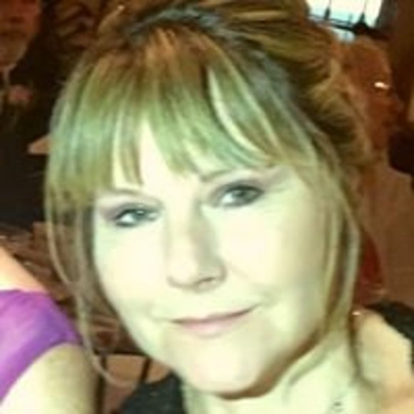 Profile Picture of Terry Kosiba (@terrykosiba) on Poshmark