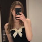 Profile Picture of Holly Lloydandrews (@Holly-Lloyd-andrews) on Facebook