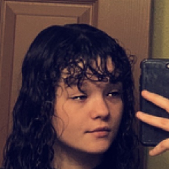 Profile Picture of Hailey Vance (@haileyvance7) on Poshmark