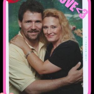 Profile Picture of Debra King (@debandrob10202007) on Myspace