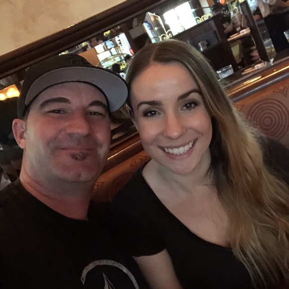 Profile Picture of Thomas Stockman (@theman172) on Poshmark